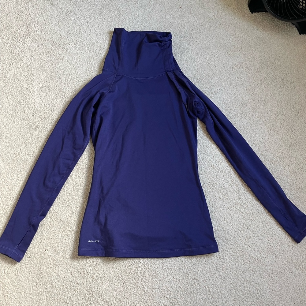Womens dri fit Nike long sleeve work out top